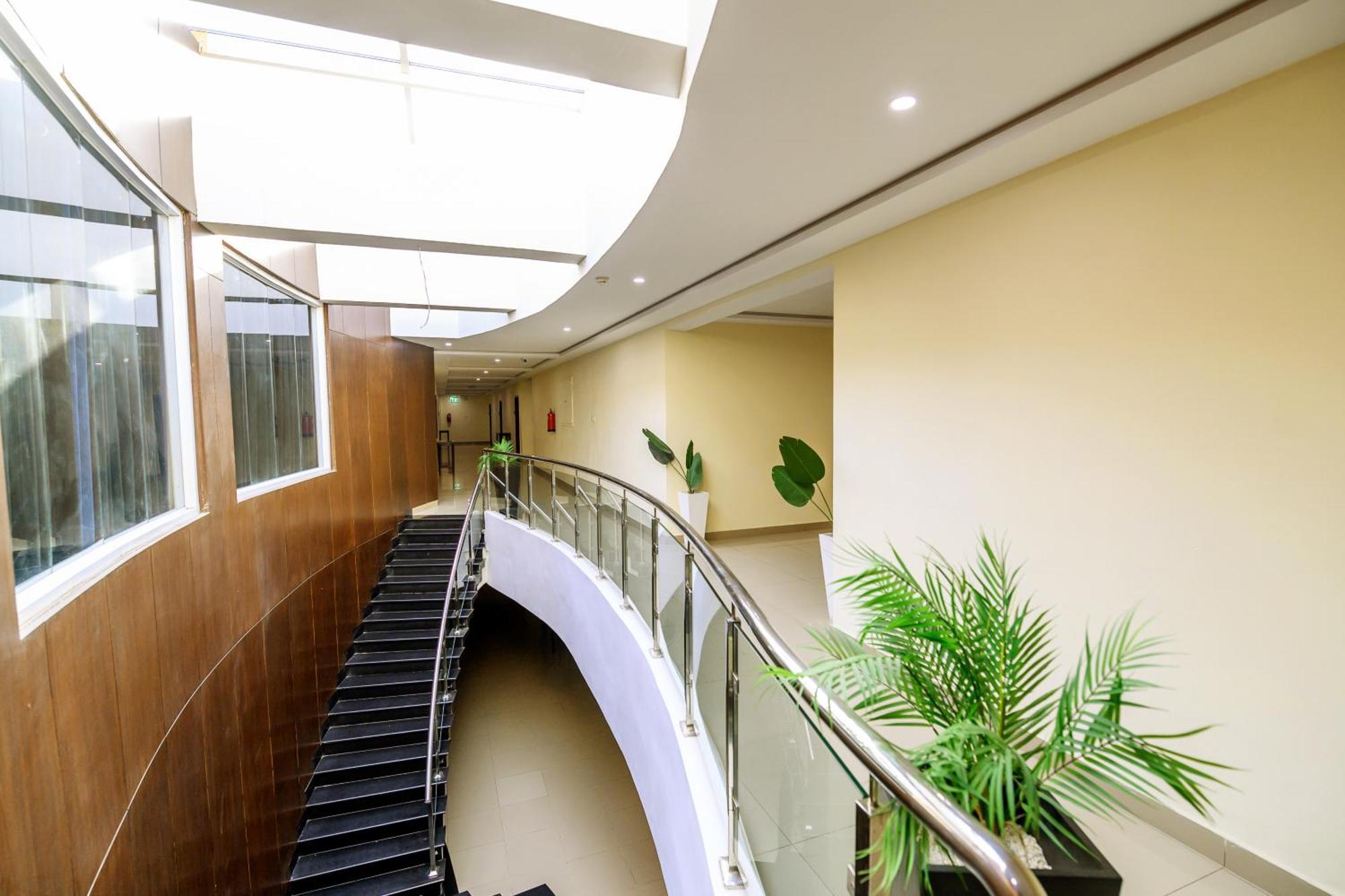 Hotel One Sahiwal Екстер'єр фото